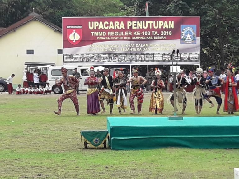 Tari Kolosal Tampil Memukau Dan Berhasil Menghibur Masyarakat