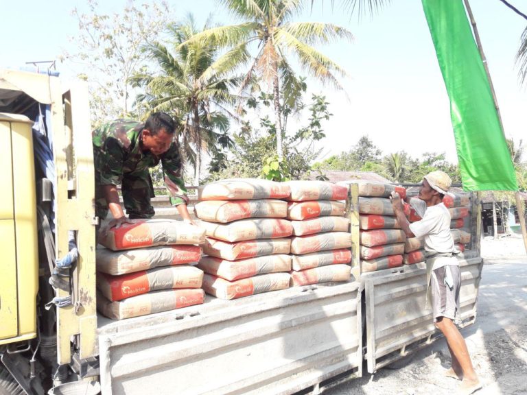 Bahan Material Dipastikan Ketersediaannya Dengan Droping Secara Periodik