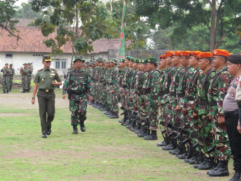 Dalam Upacara Penutupan TMMD Danrem 072 Bacakan Amanat Dari Kasad