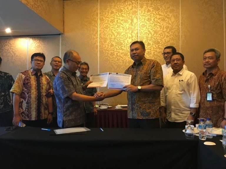 Jajaran Direktur Pertamina Tandatangani Komitmen Sinkronisasi Infrastruktur Refinery dan Marketing