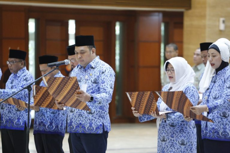 Pria Asal Pinrang ini Dilantik Mentan Amran sebagai Direktur Alsintan