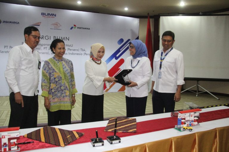 Pastikan Kebutuhan BBM di Rest Area Aman, Jasa Marga-Pertamina Jalin Kerjasama