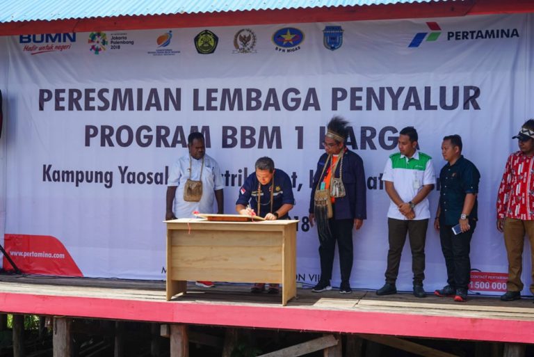 Masyarakat Distrik Siret Kabupaten Asmat Kini Nikmati BBM Satu Harga