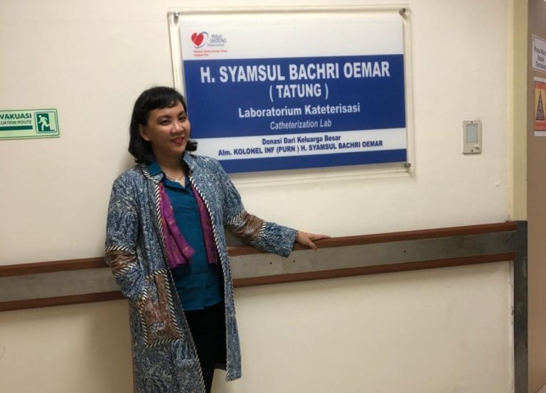 Keluarga Stella Dia Tatung Donasikan Alat Cath Lab Cardiovasculer ke RS Harapan