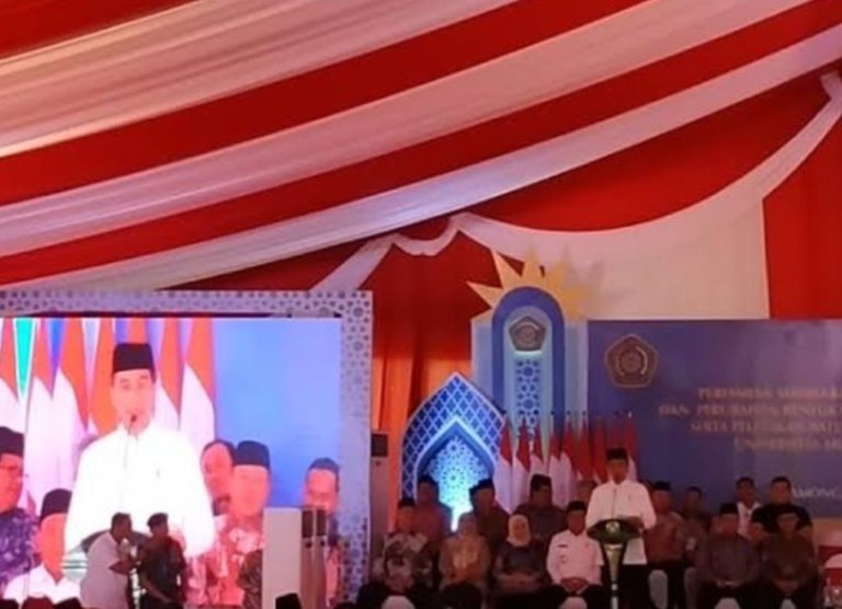 Jokowi Resmikan Enam Kampus Milik Muhammadiyah