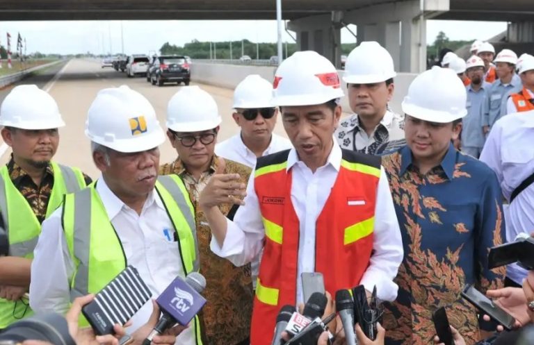 Jokowi Optimis Tol Bakauheni-Palembang Rampung Pertengahan 2019