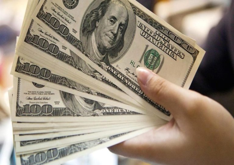 Kurs Dolar AS Menguat Pagi Ini