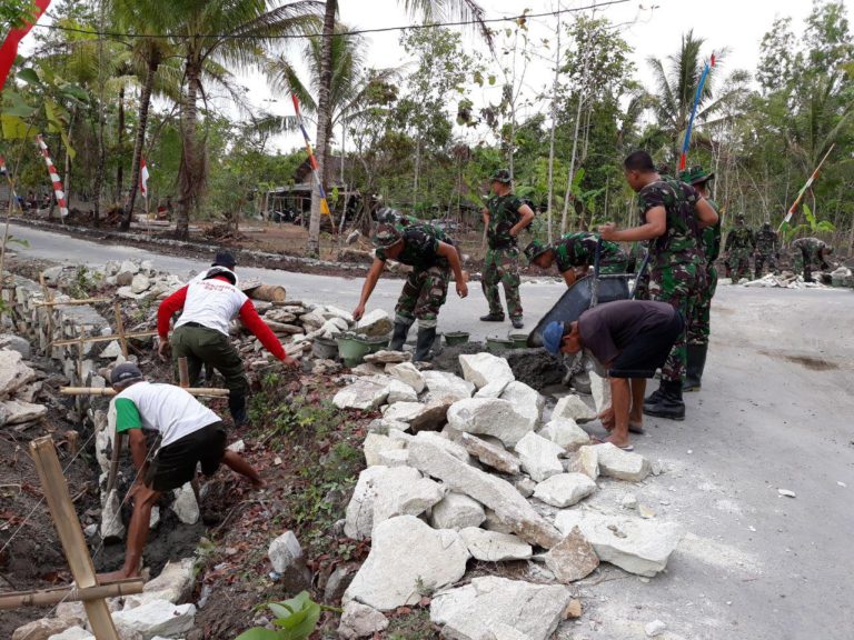 Program TMMD Permudah Akses Warga Temuwuh di Segala Bidang
