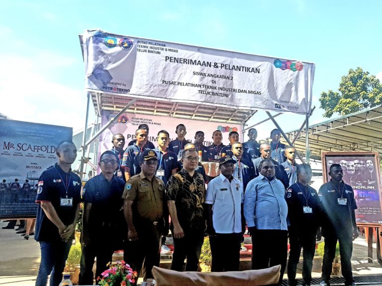 Pelatihan Teknik Industri dan Migas Teluk Bintuni membuka Angkatan Kedua