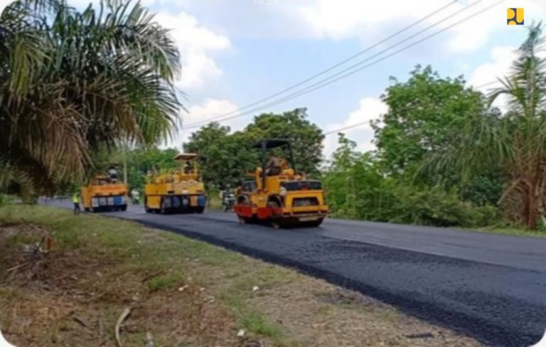 Penggunaan Aspal Karet Ditingkatkan untuk Preservasi Jalan Nasional