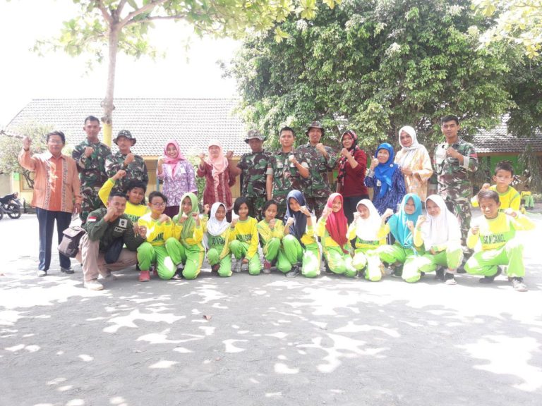 Satgas TMMD Aktif Kunjungi Sekolah Untuk Beri Motivasi Siswa