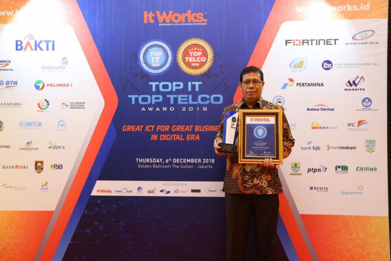 Kementan Raih Tiga Penghargaan di Ajang TOP IT & TELCO 2018