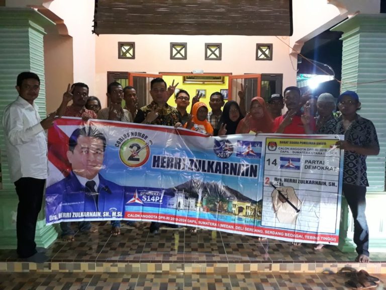 Semarak Sambut Pileg, Warga Tebing Tinggi Dukung Herri Zulkarnain