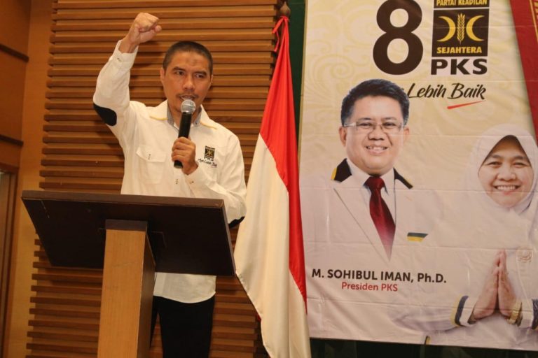 Parpol Berlomba Kunjungi Korban Banjir, PKS Jakarta Instruksikan ini