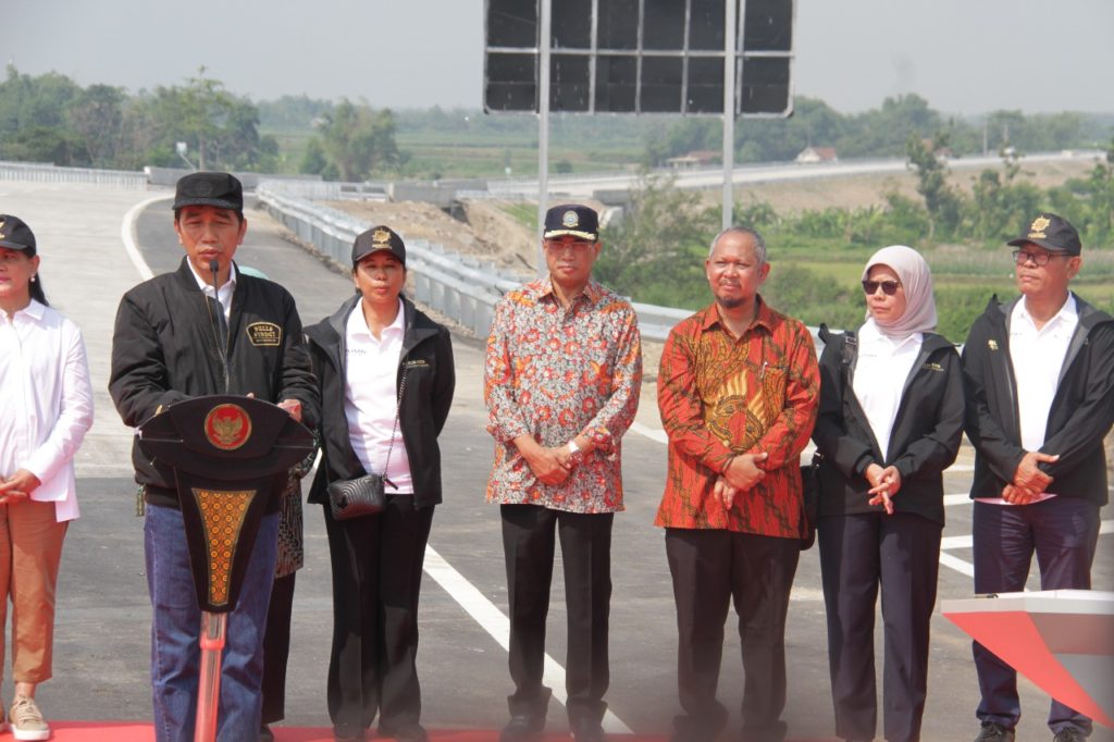 Presiden Jokowi Resmikan Empat Ruas Tol di Jawa  Timur  