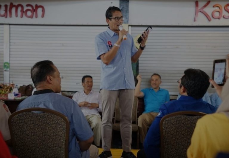 Sentil Sandi, Ruhut Sebut OK OCE Tak Layak jadi Program Nasional