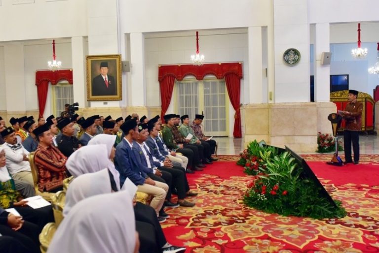 Pesan Jokowi ke Anak Muda: Jangan Terjebak Hoaks