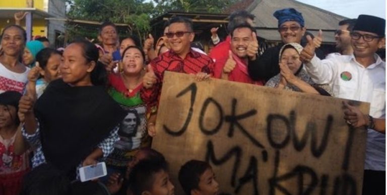 Kunjungi Lebak, Mobil Petinggi PDIP Dicegat Warga
