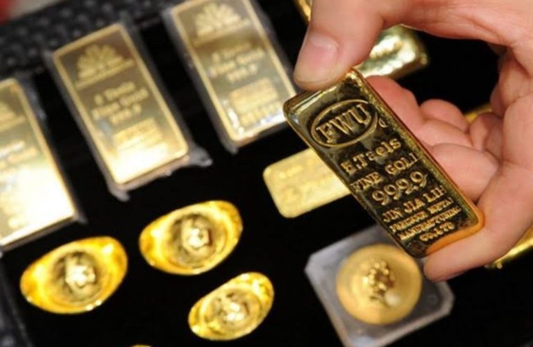 Harga Emas Menguat Tipis