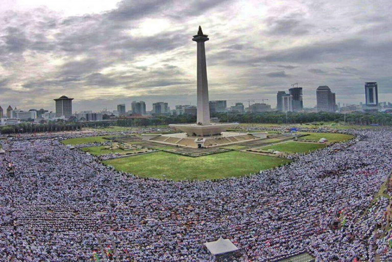 Ada Reuni 212, Daop 1 Jakarta batalkan Pemberangkatan 25 KA di Stasiun Jatinegara