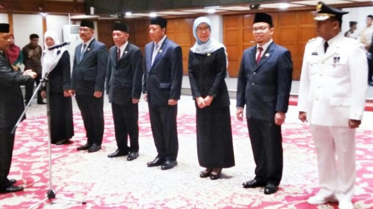 Anies Lantik Tujuh Pejabat di Lingkungan Pemprov DKI, Ini Orangnya