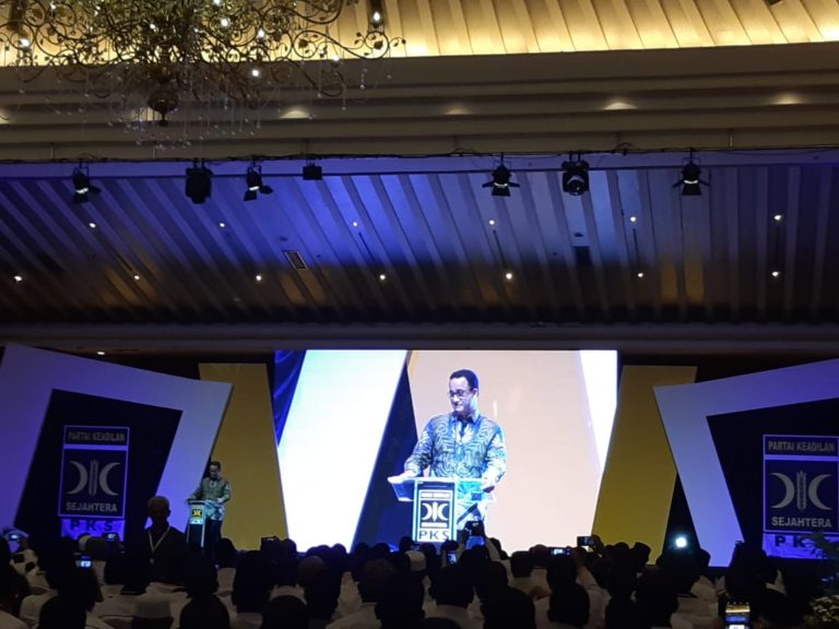 Anies Ingatkan Cawagub DKI Jaga Etika dan Adab