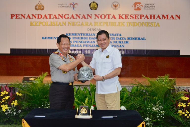 Kapolri Apresiasi Gerak Cepat ESDM dalam Recovery Bencana