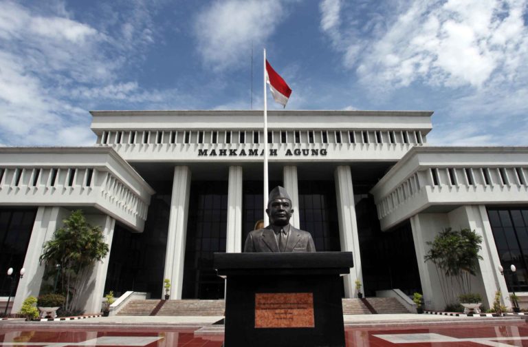Klaim Miliki Novum, Fredrich Yunadi Ajukan PK ke MA