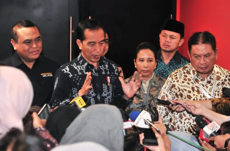 Dituding Bohong, Jokowi Disarankan Klarifikasi Data-data saat Debat
