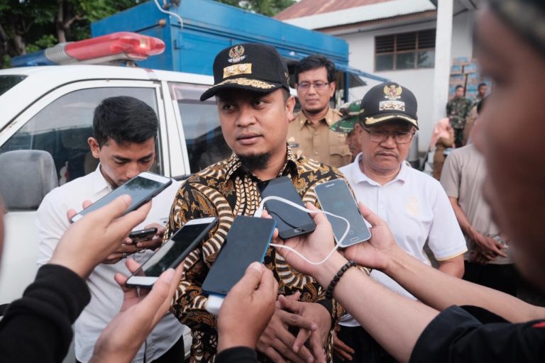 Wagub Sulsel Tinjau Lokasi Posko Bencana Sekaligus Beri Bantuan di Jeneponto