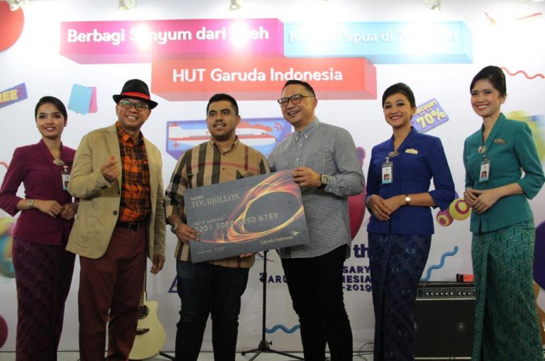 Rayakan HUT ke-70, Garuda Indonesia Tawarkan Program “Berbagi Senyum”