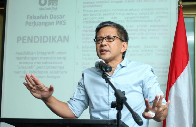 Rocky Gerung Dipolisikan, Demokrat: Habis Diskusi Lapor Polisi, Cemen Namanya