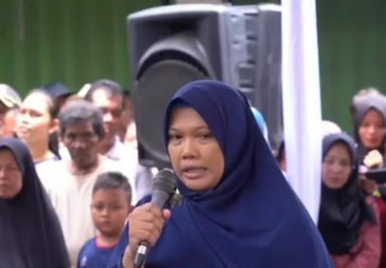 Warga Curhat Sulit Dapatkan Modal, Sandi: Jangan Nunggu Bantuan!