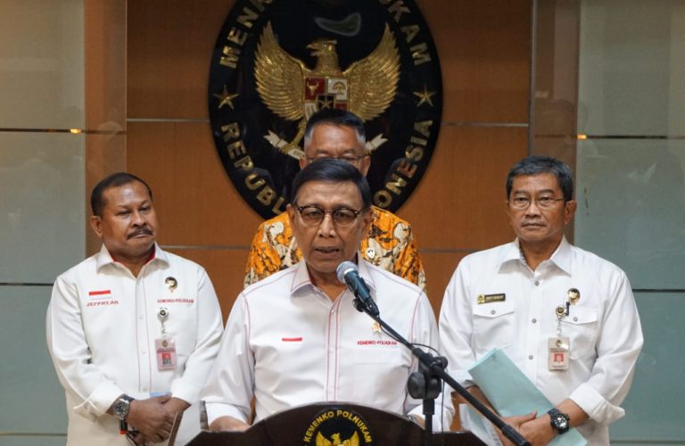 Dagelan Politisi Sindir Wacana ‘Pembebasan Ba’asyir Dikaji Ulang’