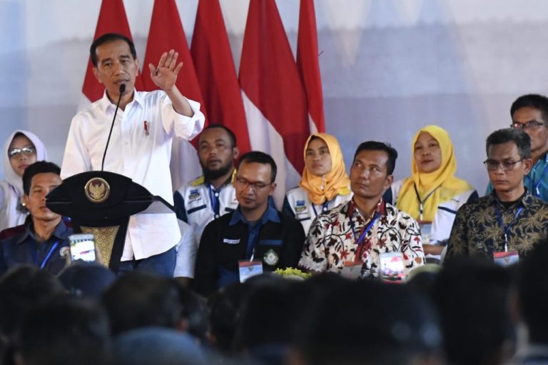 Sosialisasikan Dana Desa, Jokowi Minta Pemberdayaan Ekonomi Masyarakat Ditingkatkan