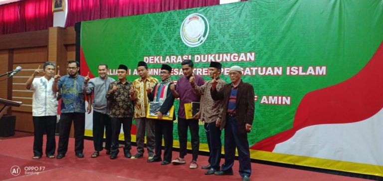 Alumni Pesantren PERSIS Jawa Barat Deklarasi Menangkan H. Joko Widodo KH. Maruf Amin