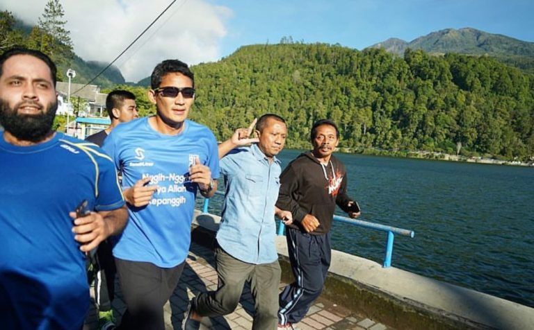 Kunjungi Telaga Sarangan, Sandi Bicara Potensi Wisata Alam