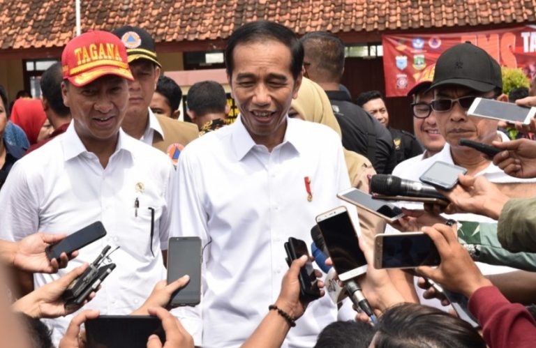 Dituduh Bohong soal Data Kebakaran Hutan, ini Kata Jokowi