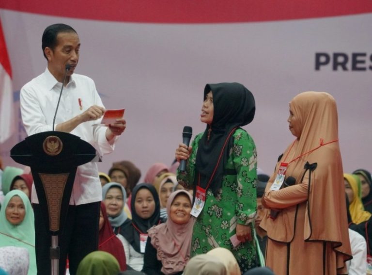 Jokowi Ingatkan Penggunaan Anggaran PKH Harus Tepat