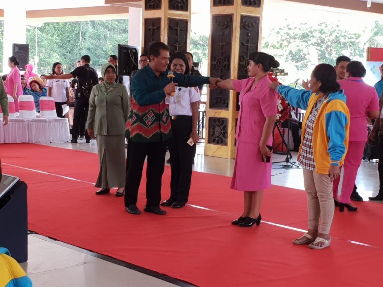 Gerakkan Tanam dan Konsumsi Buah-Sayuran Lokal pada Acara OASE KK di Ambon