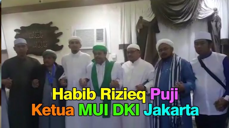 Ketua MUI DKI Temui Habib Rizieq di Mekkah