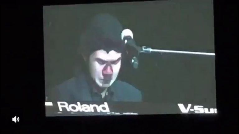 Momen Dul Jaelani menangis haru mengenang Ahmad Dhani