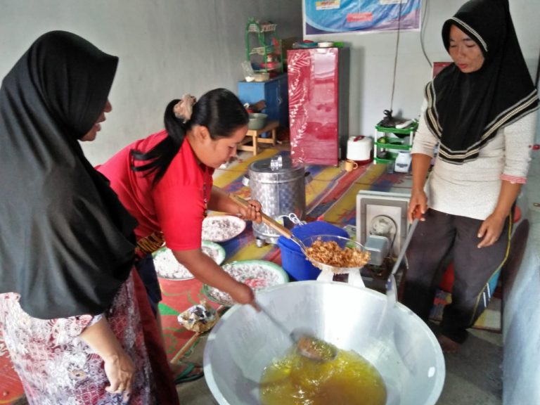 Petani Muda Gunung Kerinci Kembangkan Aneka Produk Olahan Hortikultura