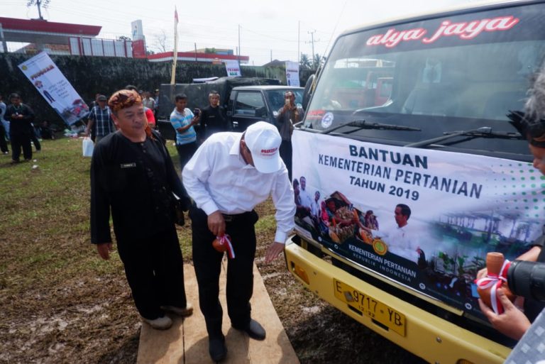 Mentan Bantu Pengentasan Kemiskinan dan Peningkatan Gizi di Kuningan