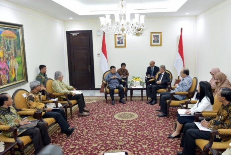 Indonesia Hapus Tarif Kurma dan Minyak Zaitun Palestina