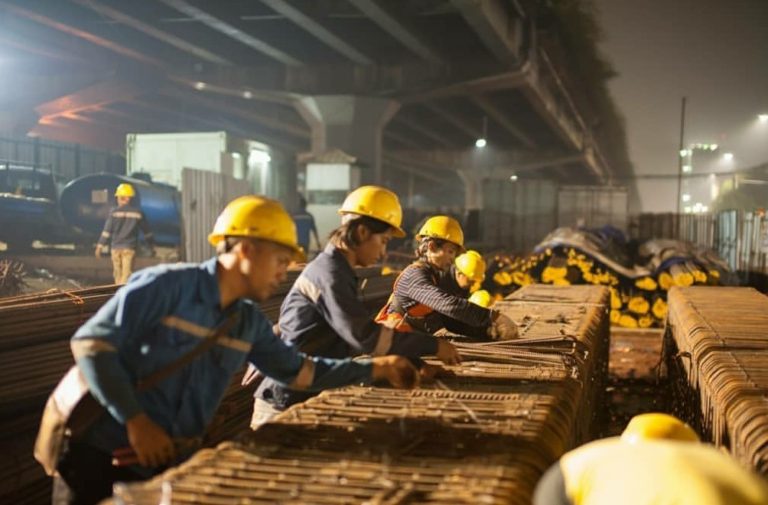 Anies minta Direksi Abadikan Nama-nama Pekerja Pembangunan MRT