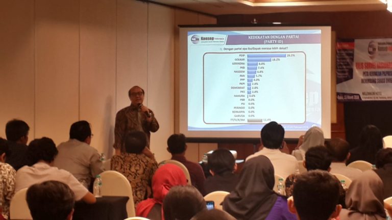 Ekspresi Berbeda Prabowo Tanggapi Hasil Perhitungan Cepat