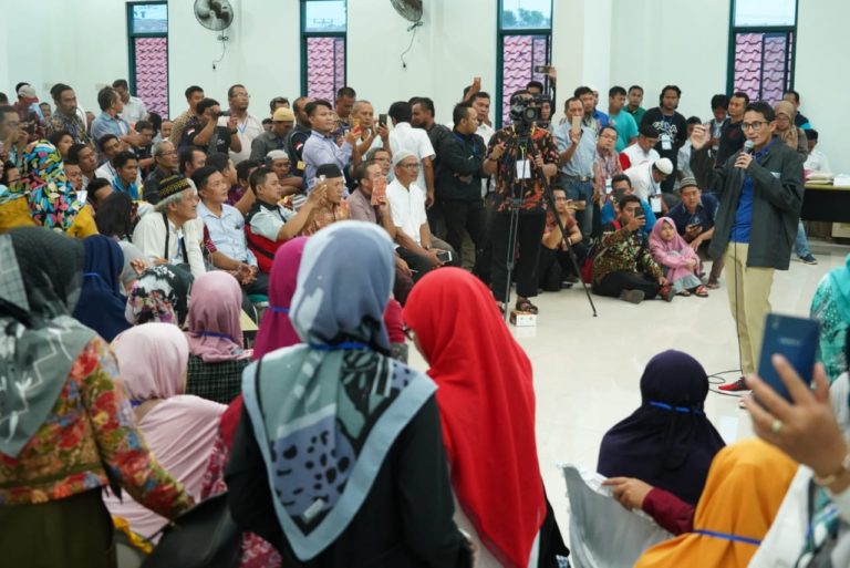 Ditinggal Sandi, Program OK OCE Kini Merambah Pesantren di Jawa Tengah