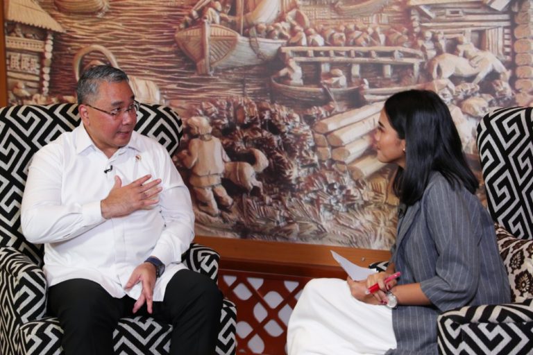 Jika Dikriminalisasi, Mendes Minta Kades Lapor ke Satgas Dana Desa
