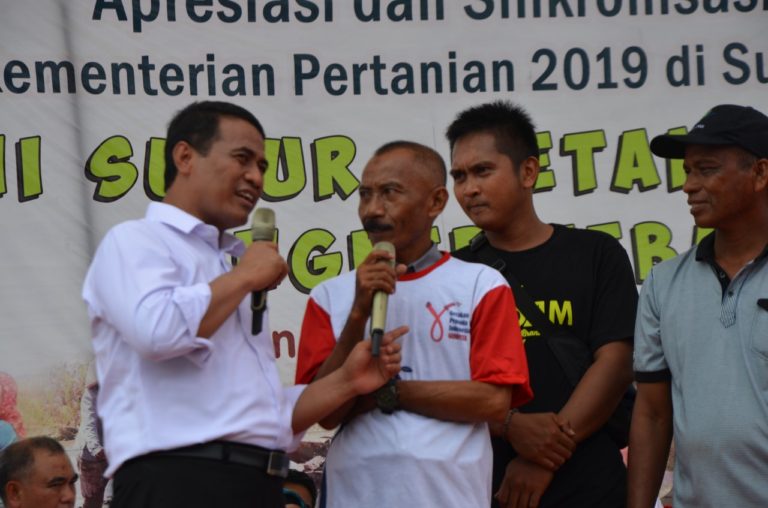 Semangati Petani Pangkep, Mentan: Petarung Lahir di Ombak Besar